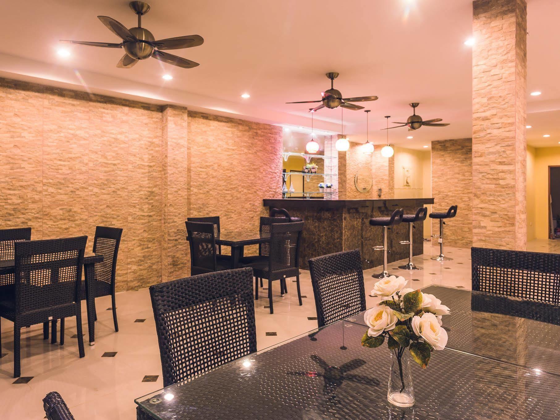 The Shades Bed And Breakfast Boutique Hotel Patong Exterior foto